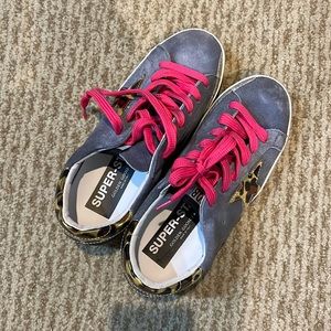 Golden Goose Super-Star